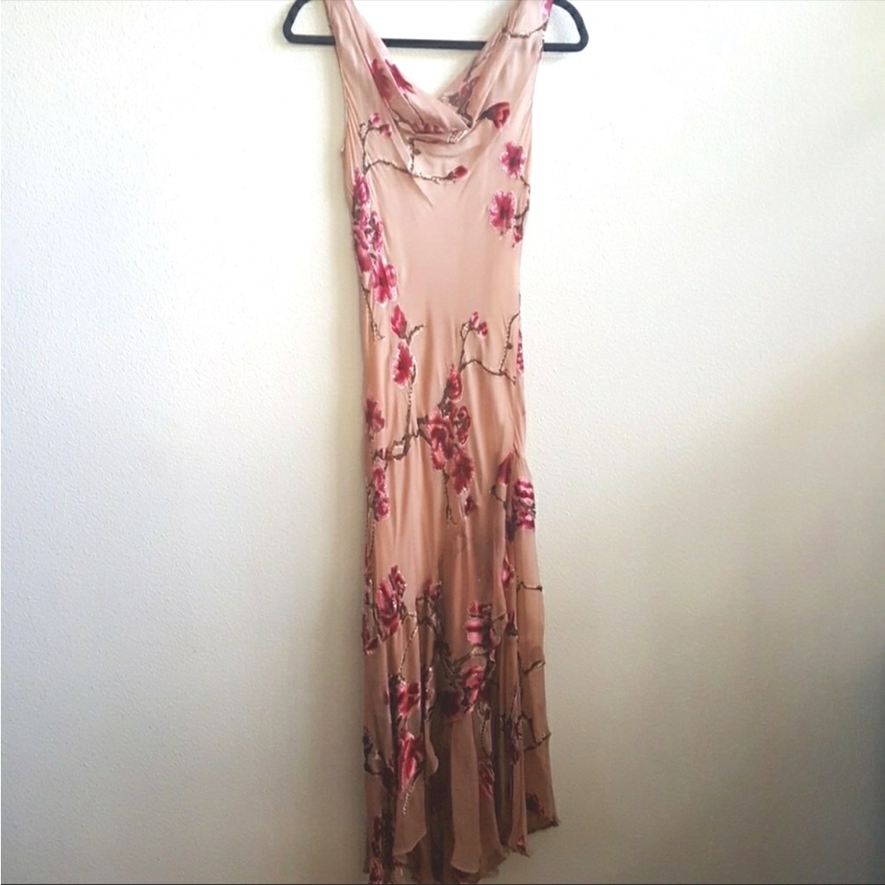 Look for a JinJiao dress I love this dress but can’t find it anywhere.